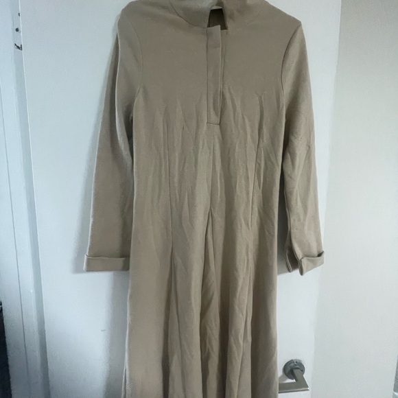 BEATRICE small/medium long sleeve high neck, maxi dress - Picture 4 of 6